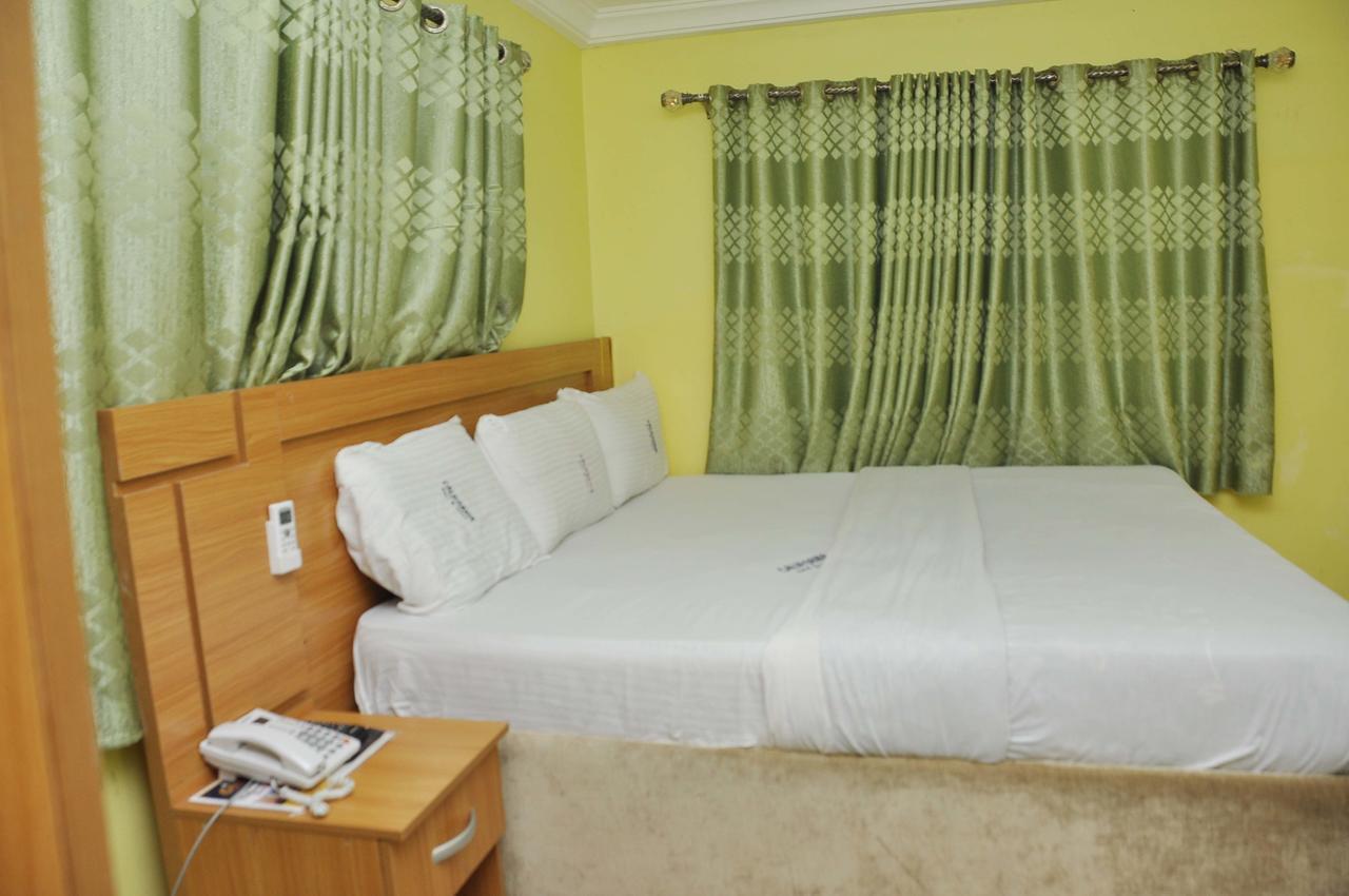 California Garden, Hotel & Suites Onitsha  Exteriör bild